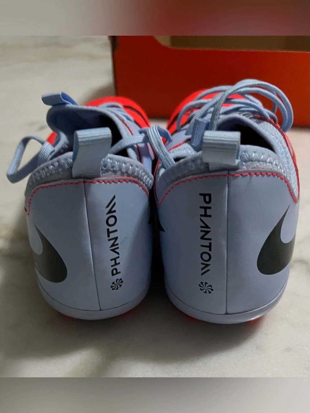 Nike Phantom 6 Low Academy in the Royal Tint/Bright Crimson/Black 4.5 Y